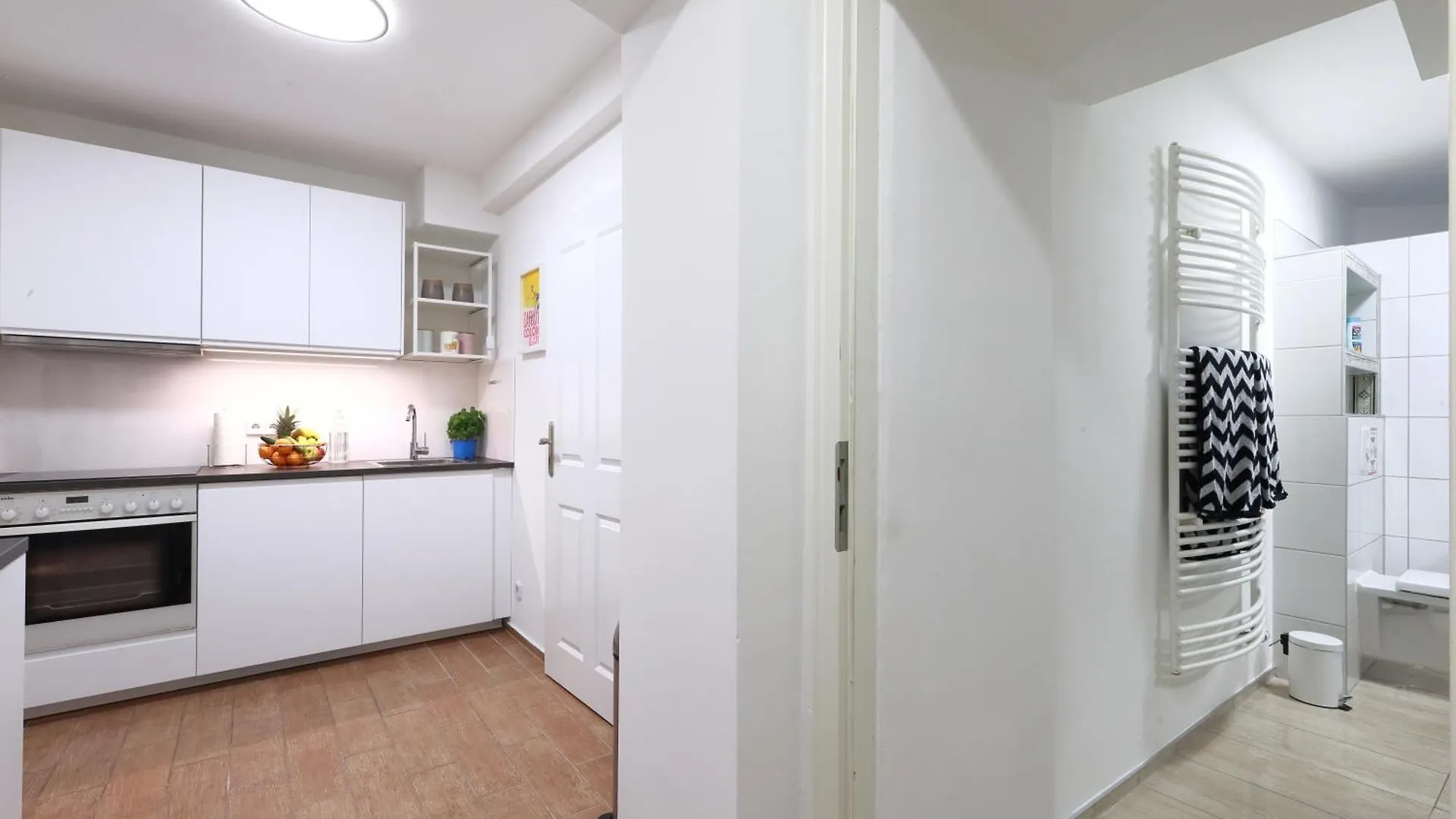 S38 - Room 22 Apartment Kreuzberg Berlin